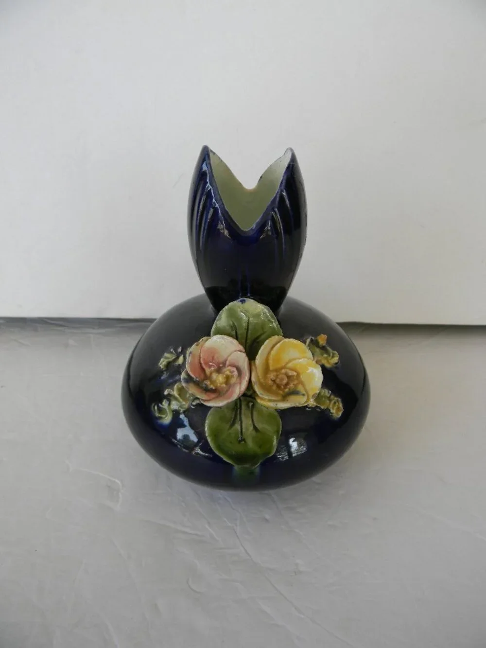 Vintage COBALT BLUE Barbotine Style Applied Rose 3D Floral Ceramic Vase 5.5